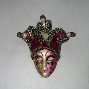 New Orleans Mardi Gras Venetian Style Jester Mask Pink Gold Bell Ornament Magnet